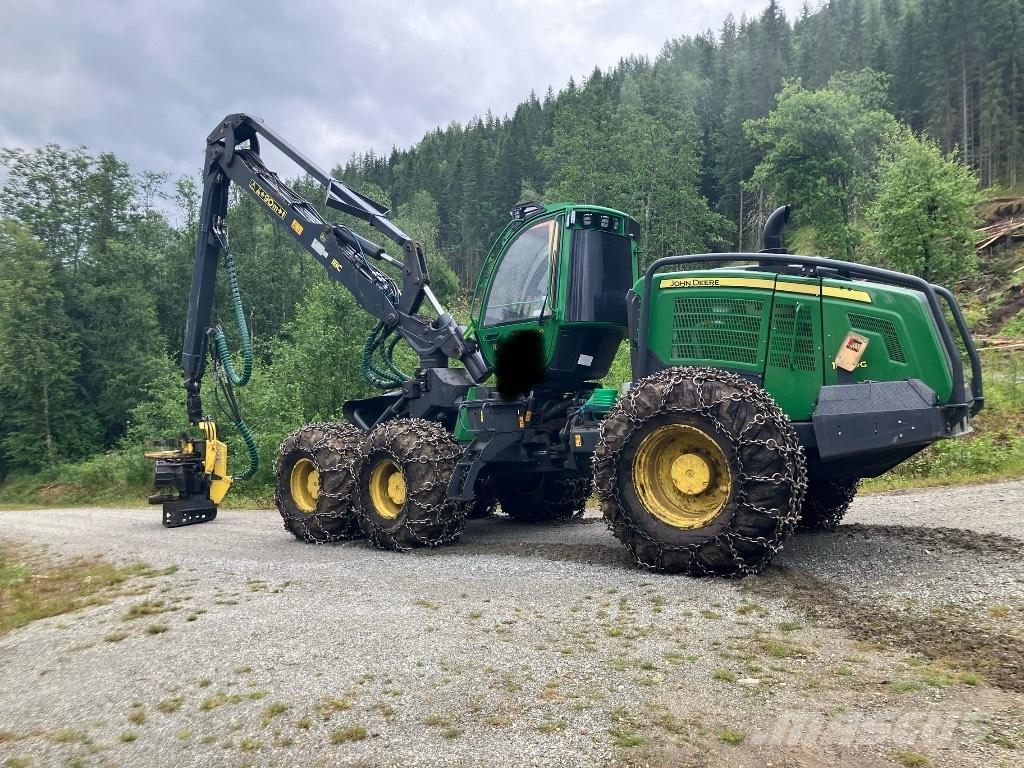 John Deere 1470G Betakarítók