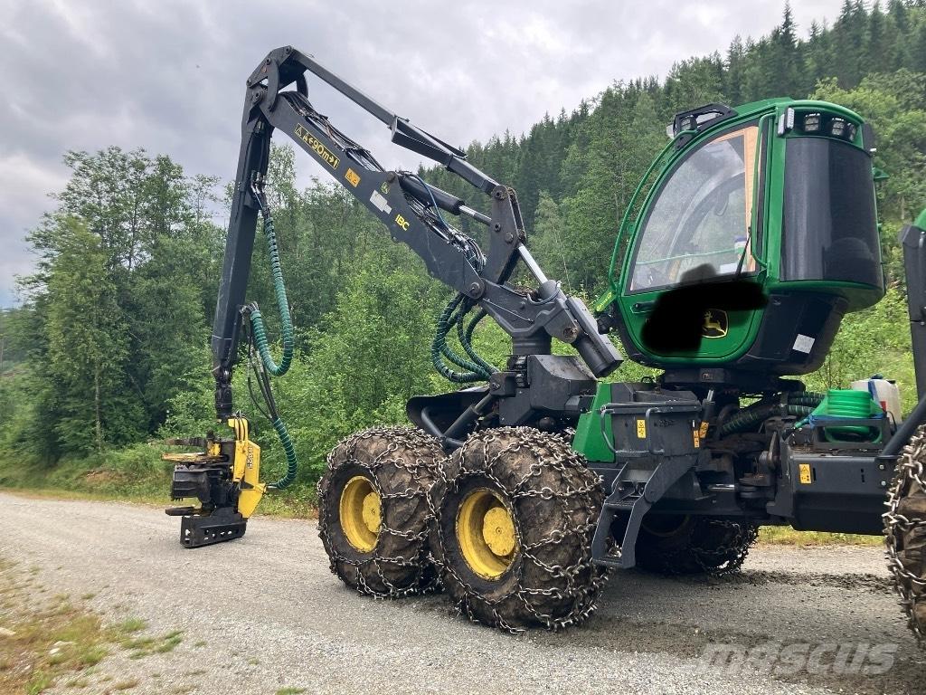 John Deere 1470G Betakarítók