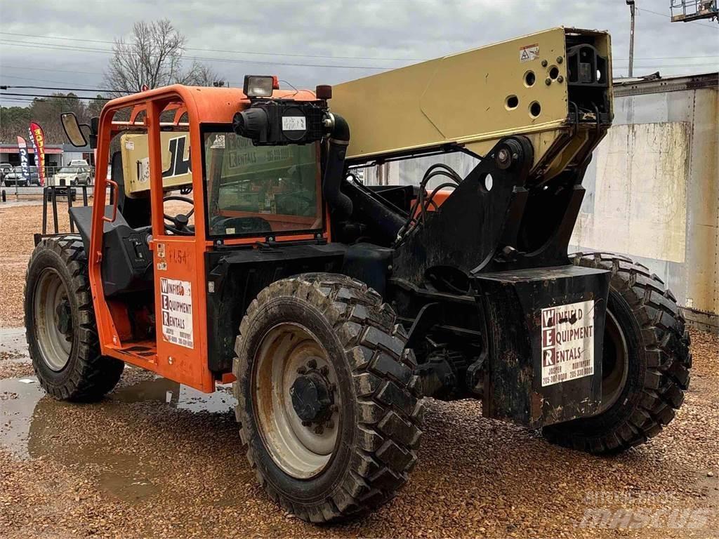JLG G6-42A Teleszkópos rakodók