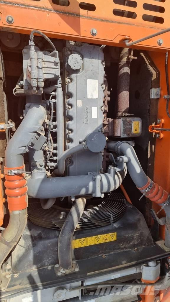 Doosan DX 225 LC Lánctalpas kotrók