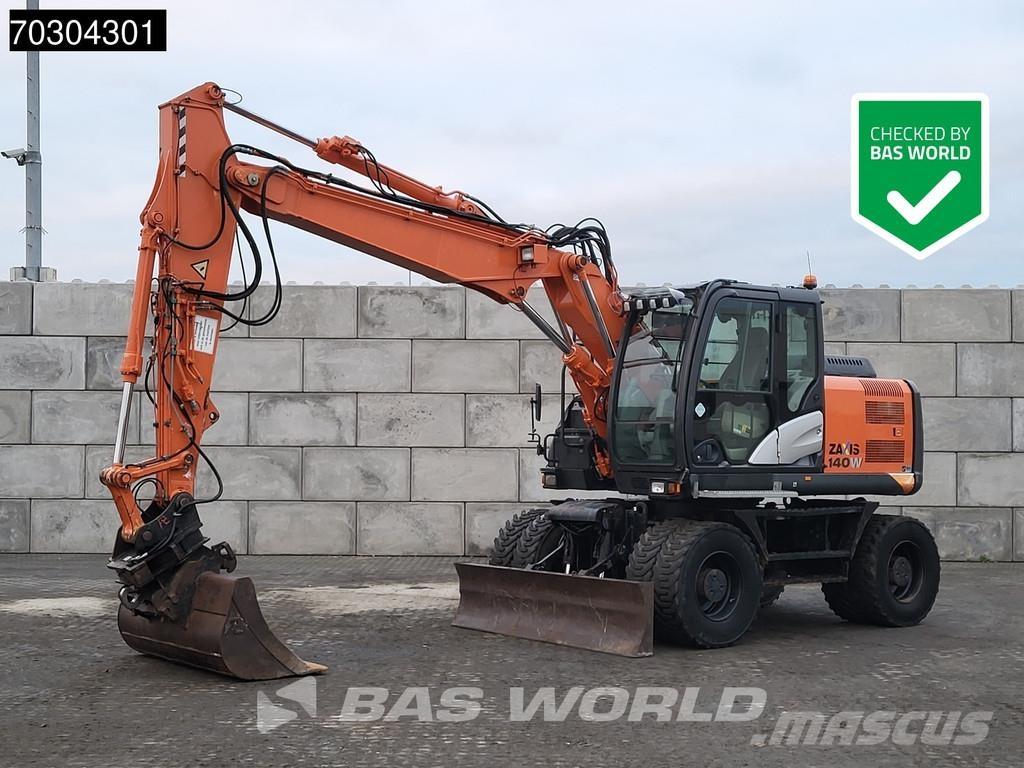 Hitachi ZX140W -5 Gumikerekes kotrók
