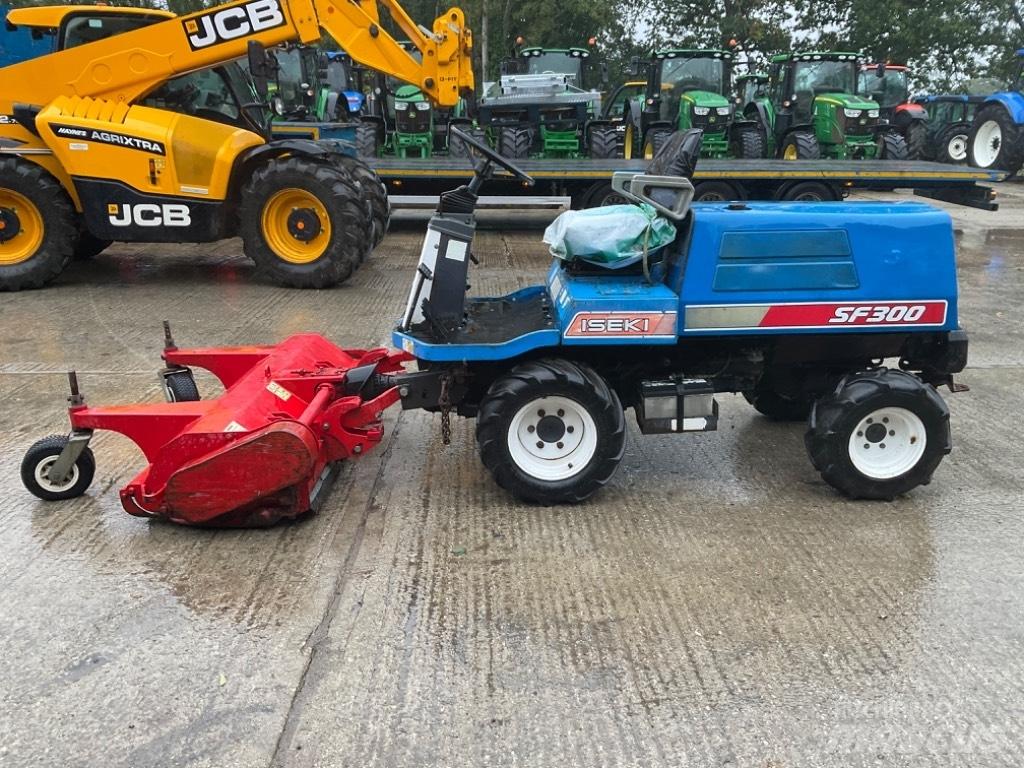 Iseki SF300 Ráülős fűnyírók