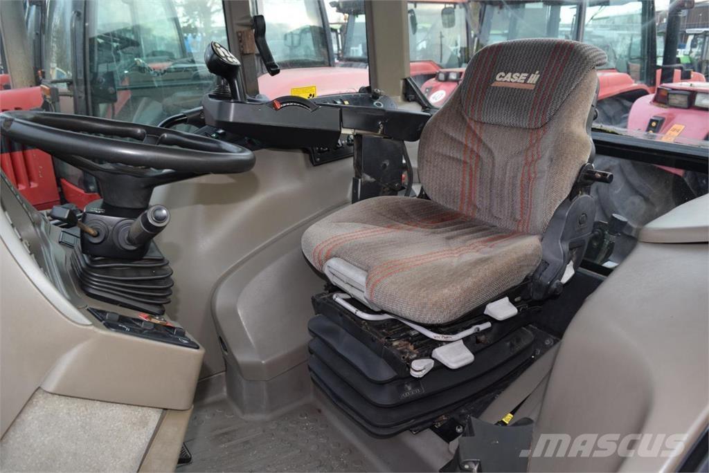 Case IH CVX 1155 Traktorok