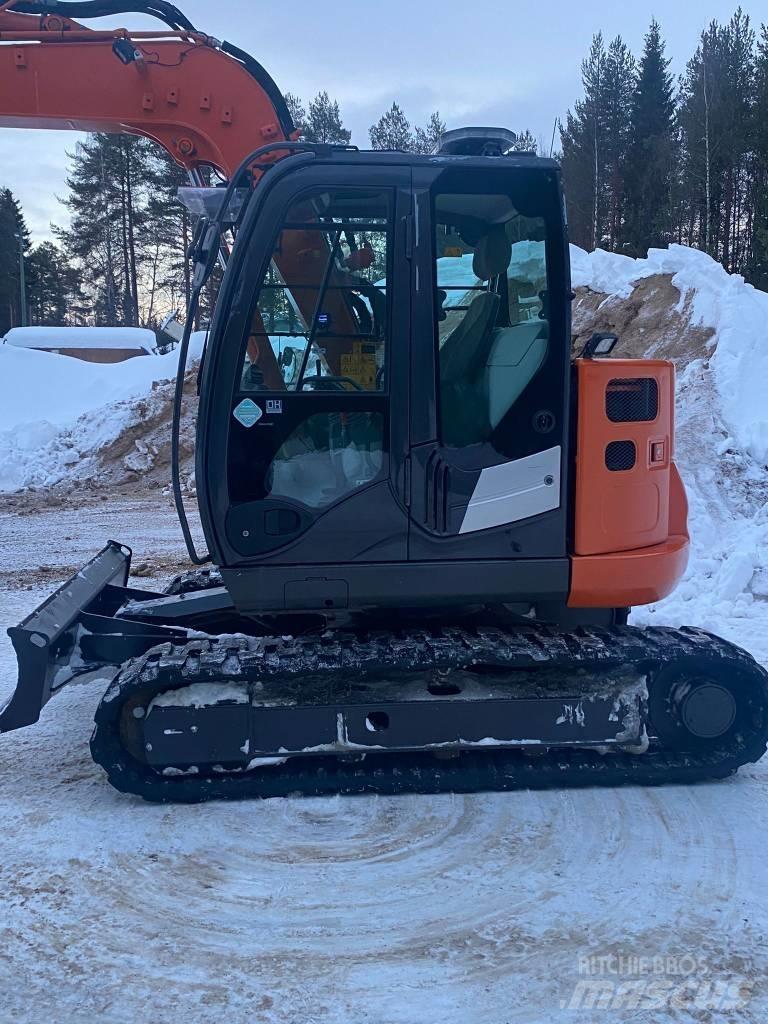 Hitachi ZX 85 US-5 A Közepes (midi) kotrók 7 t - 12 t