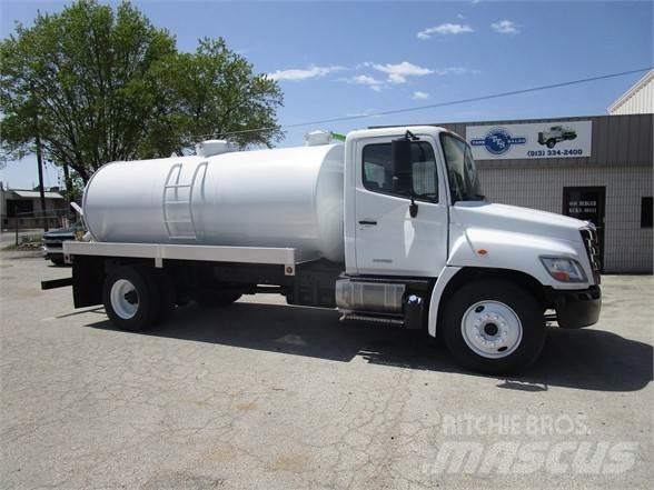 Hino 338 Vákuum teherautok