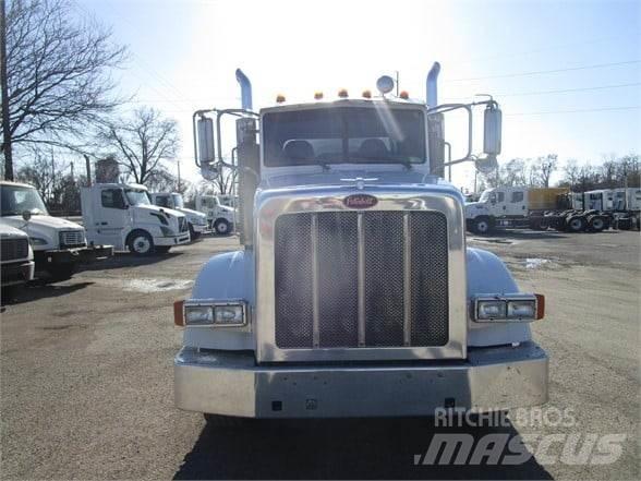 Peterbilt 365 Vákuum teherautok