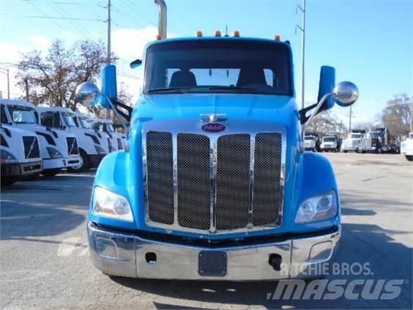 Peterbilt 579 Nyergesvontatók