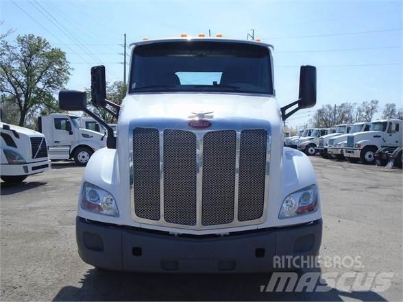 Peterbilt 579 Nyergesvontatók