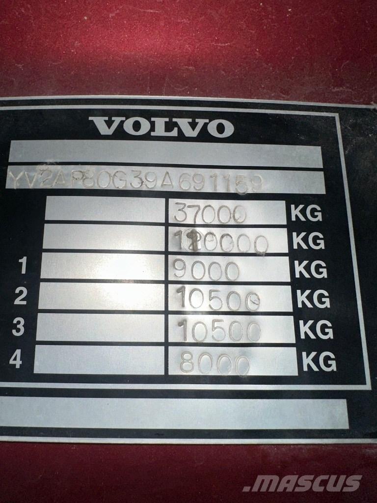 Volvo FH16 600 8x4*4 Nyergesvontatók