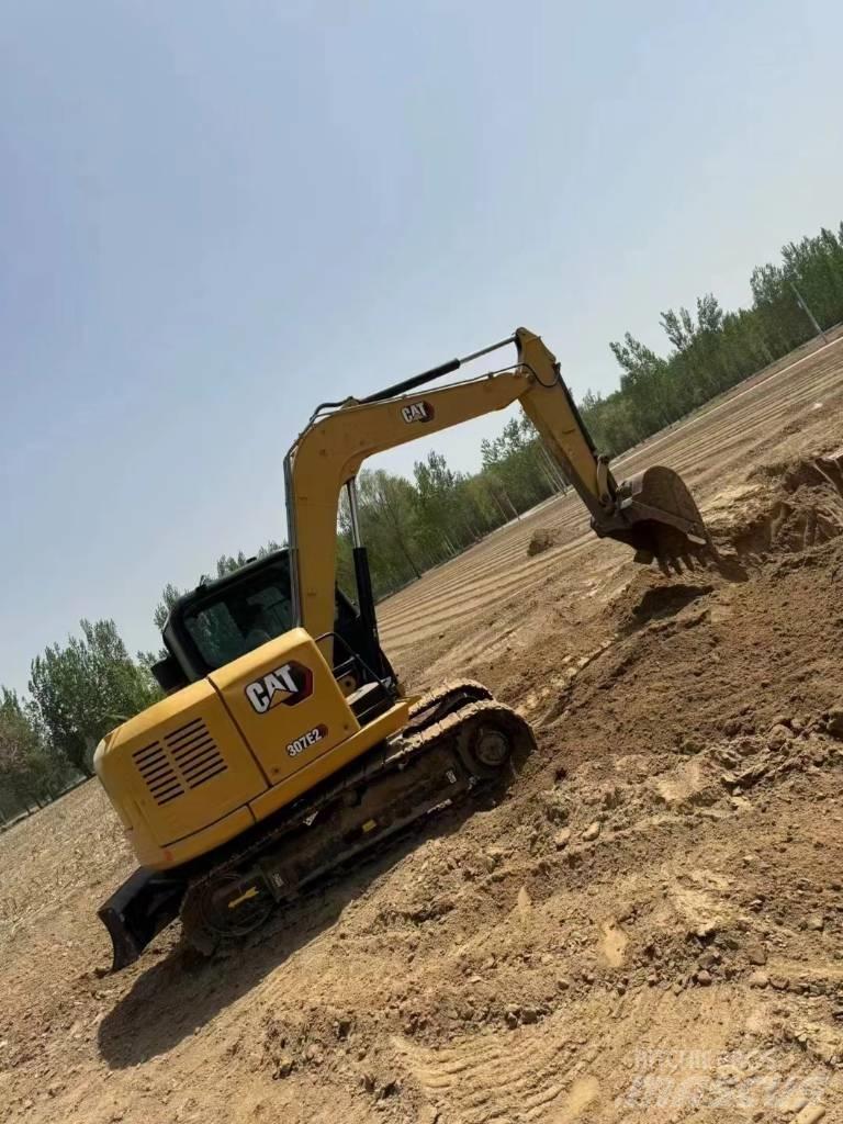 CAT 307 E2 Lánctalpas kotrók