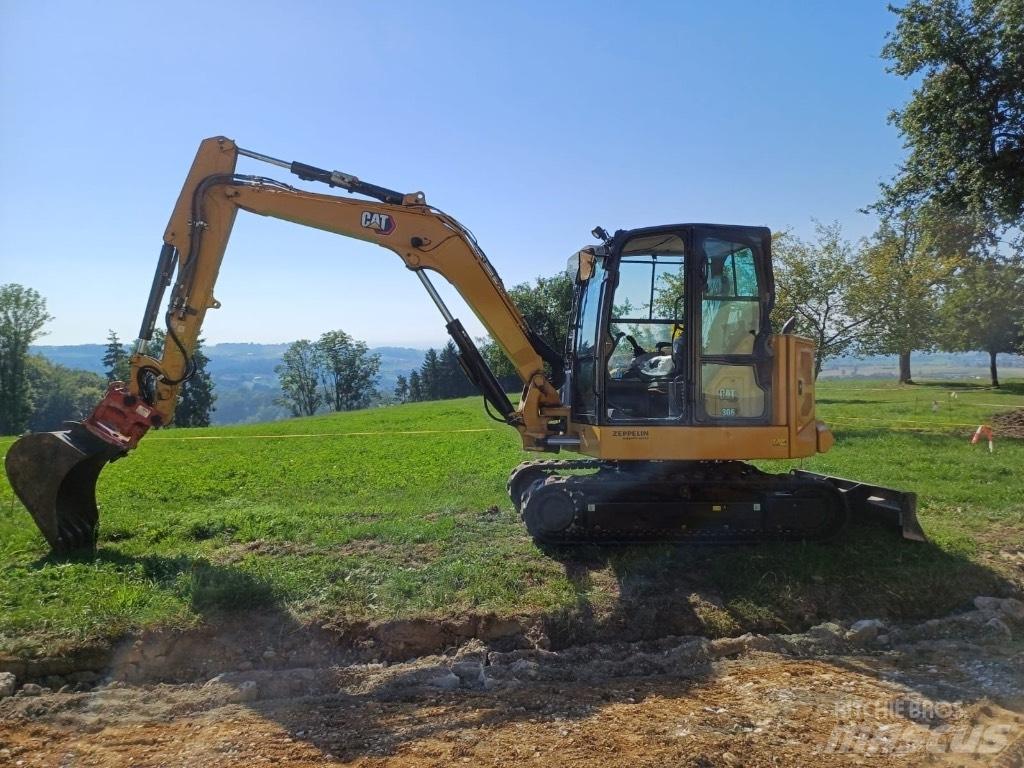 CAT 306 Mini kotrók < 7t