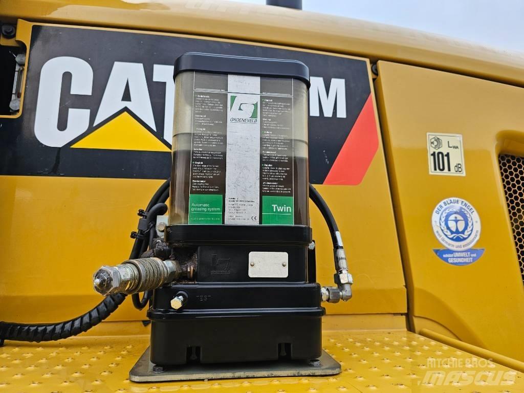 CAT 938 M Gumikerekes homlokrakodók