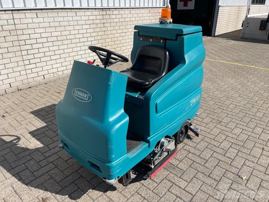 Tennant 7100 Úttakarító gépek