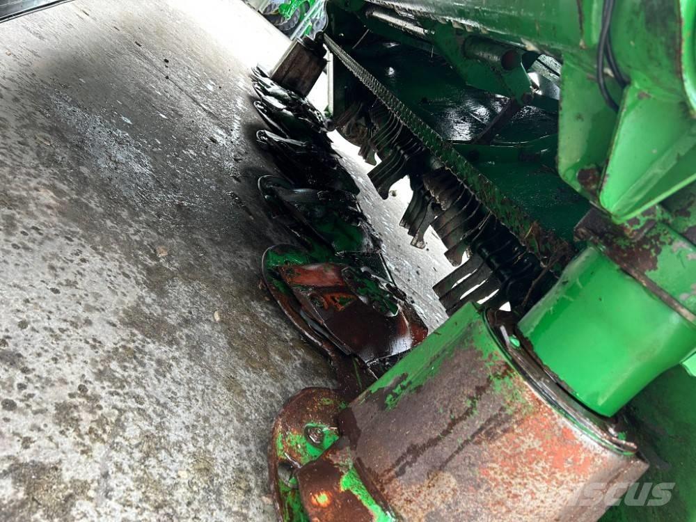 John Deere F 310 R Öntöző Kaszák