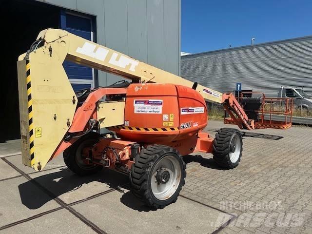 JLG 600 AJ Karos emelők