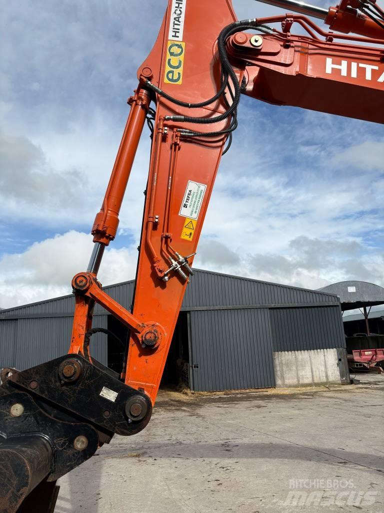 Hitachi 210LC Lánctalpas kotrók