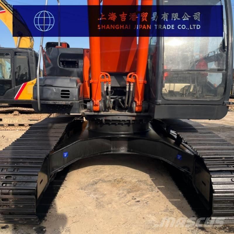 Hitachi ZX 240 Lánctalpas kotrók