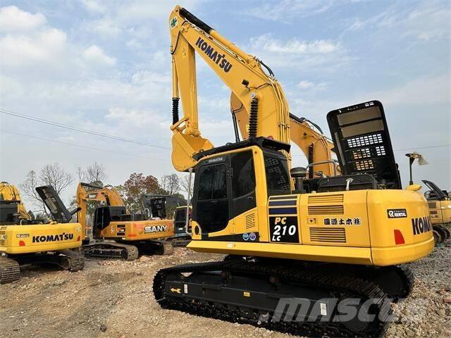 Komatsu PC 210-8 Lánctalpas kotrók