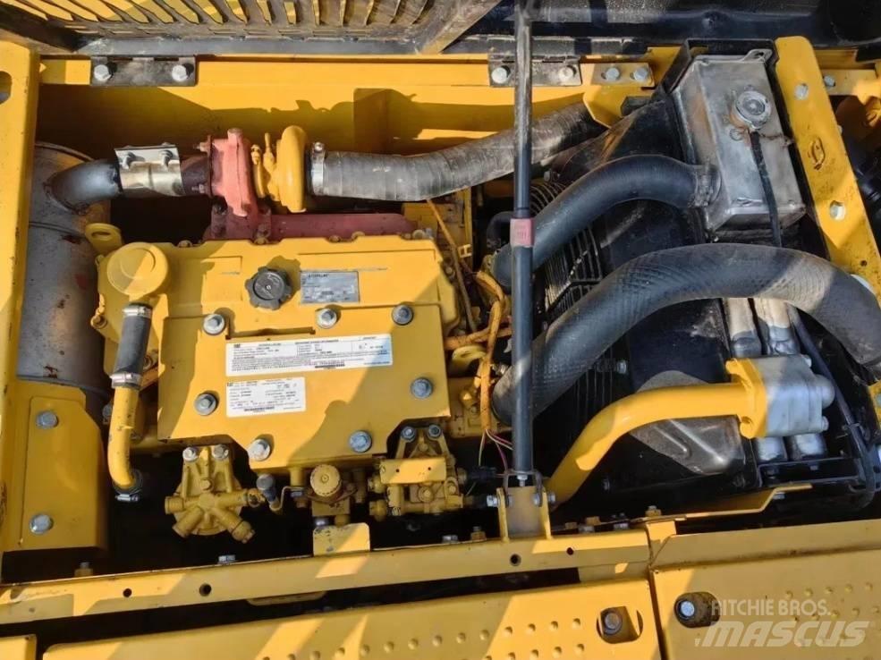 CAT 312 D Lánctalpas kotrók