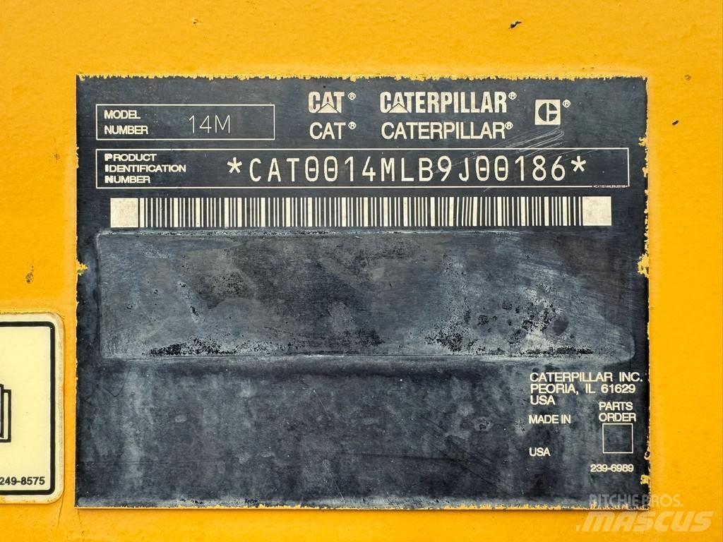 CAT 14M Gréderek