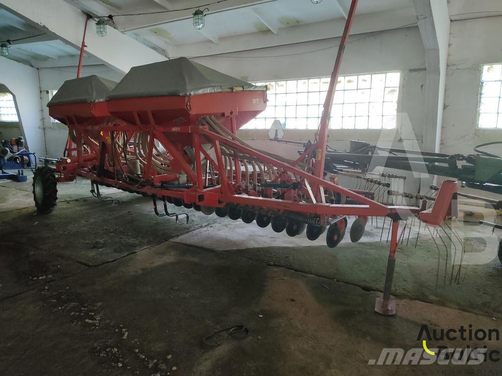 Kverneland DT-6 Sorvetőgép