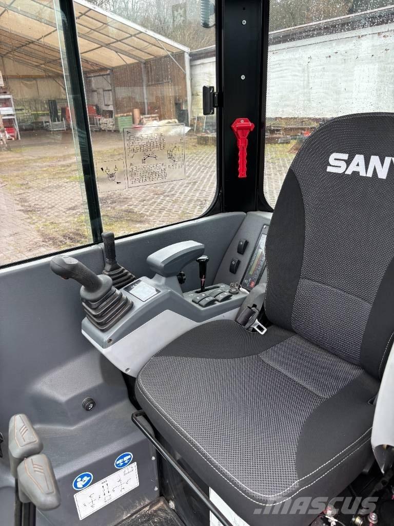 Sany SY 18 C Mini kotrók < 7t