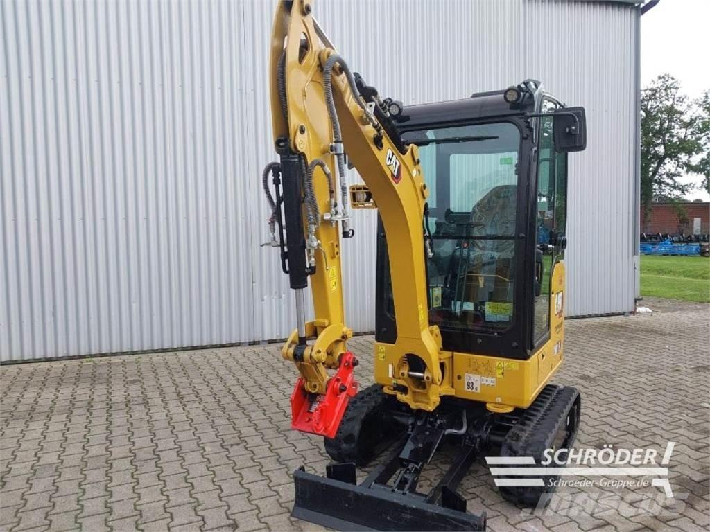 CAT 301.6 Gumikerekes kotrók