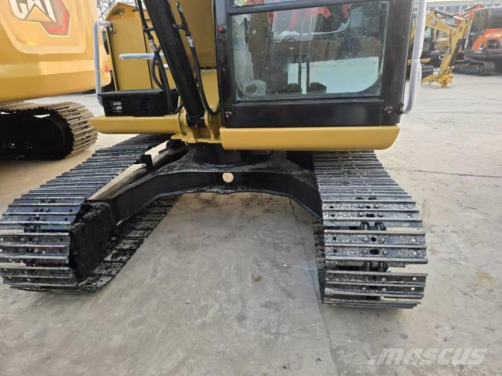CAT 307 Mini kotrók < 7t