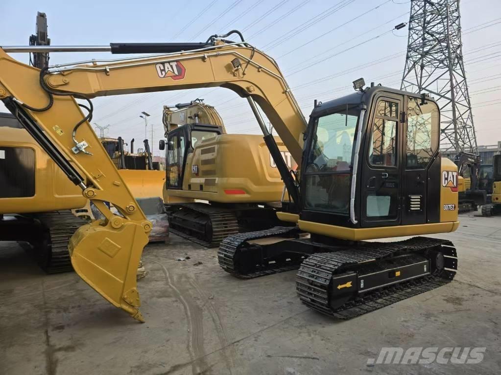 CAT 307 Mini kotrók < 7t