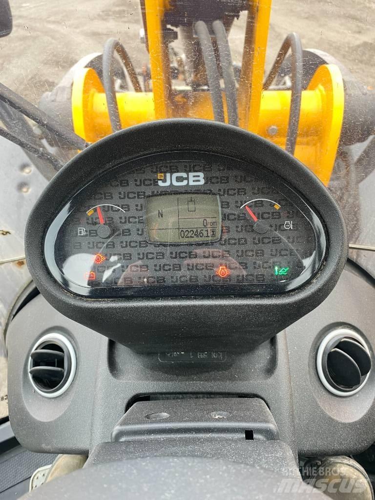 JCB 409 Teleszkópos mezőgazdasági rakodók