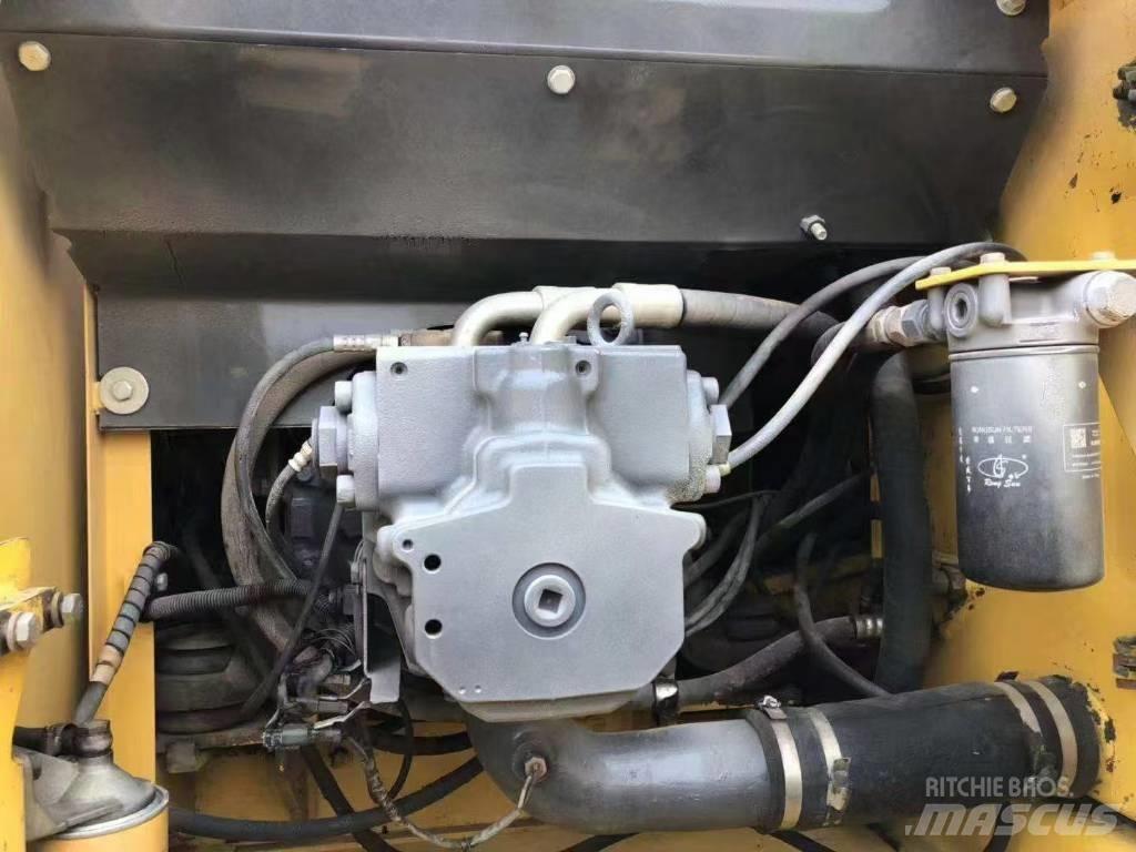 Komatsu 200-7 Lánctalpas kotrók