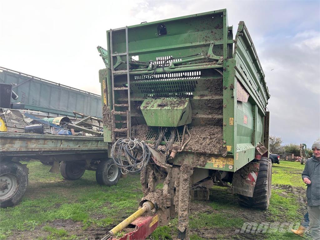 Strautmann PS 2401 Trágyaszóró