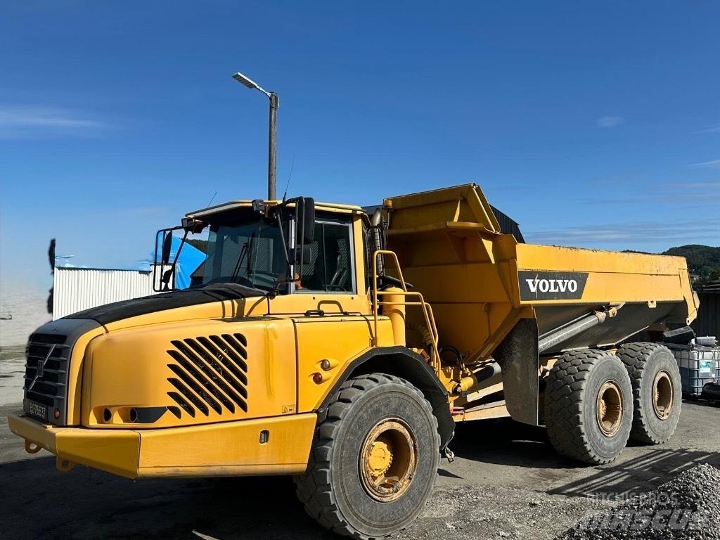 Volvo A 25 D Csuklósdömperek