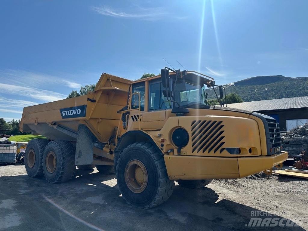 Volvo A 25 D Csuklósdömperek
