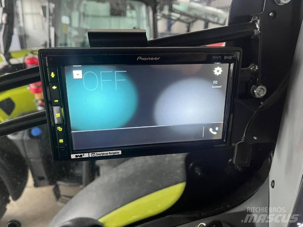 John Deere T 660i Kombájnok