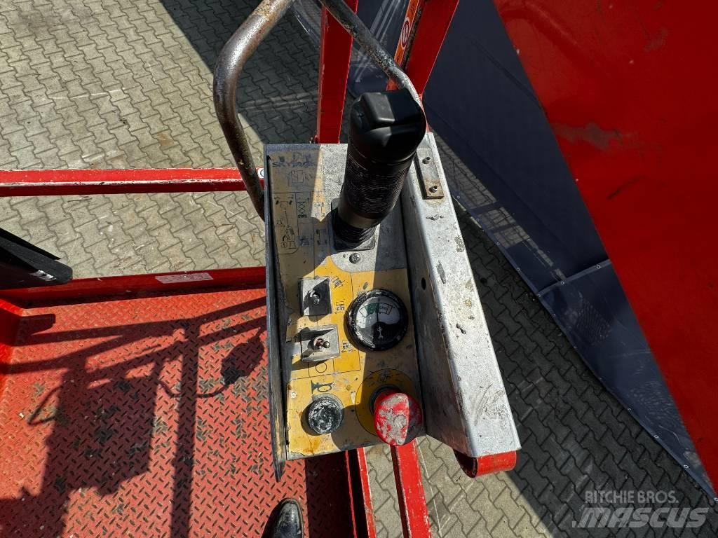 SkyJack SJIII4626 Ollós emelők