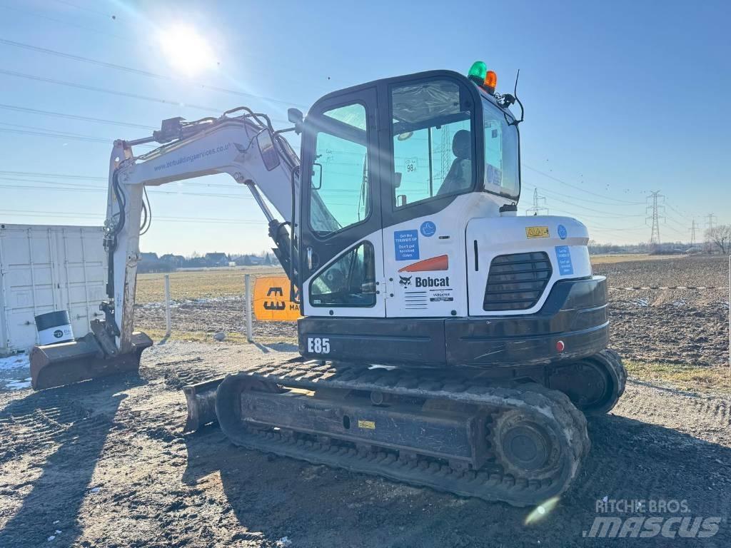 Bobcat E 85 Közepes (midi) kotrók 7 t - 12 t