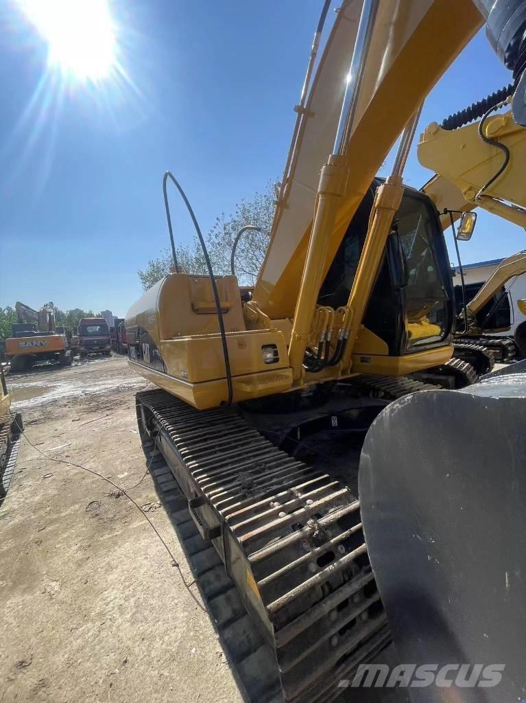 CAT 320 C Lánctalpas kotrók