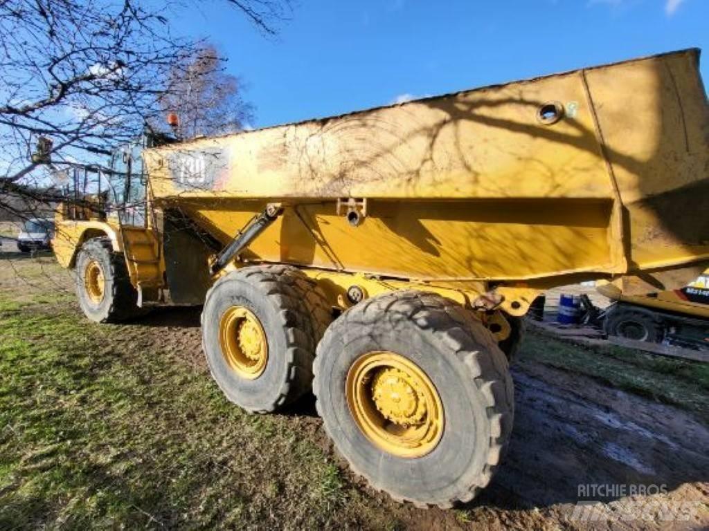 CAT 730 Csuklósdömperek