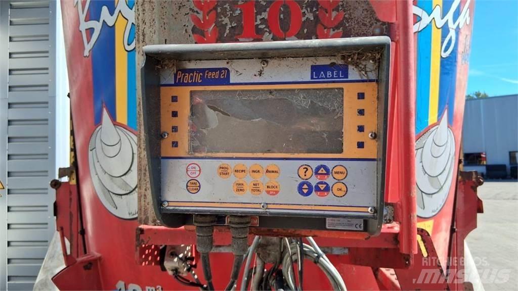 Peecon VME 120 Takarmánykeverők