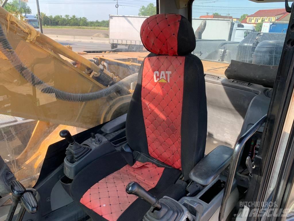 CAT 336D2 Lánctalpas kotrók