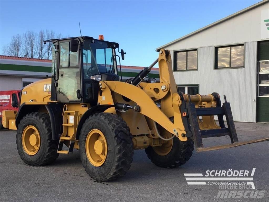 CAT 914 M Gumikerekes homlokrakodók