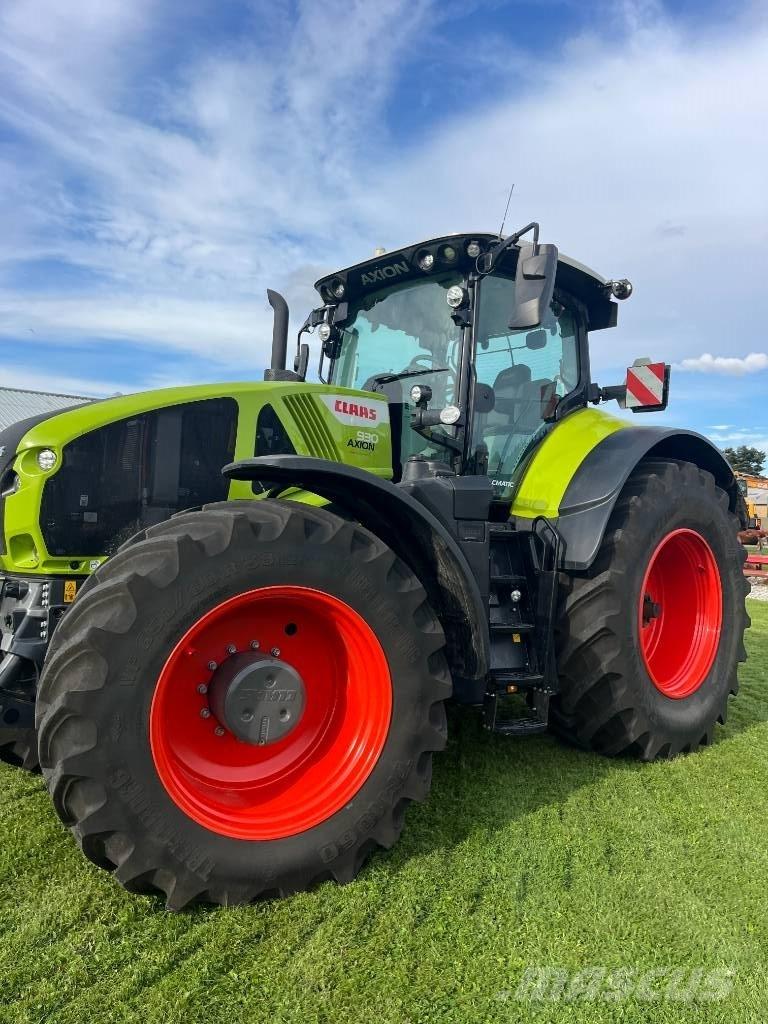 CLAAS AXIO 930 Traktorok