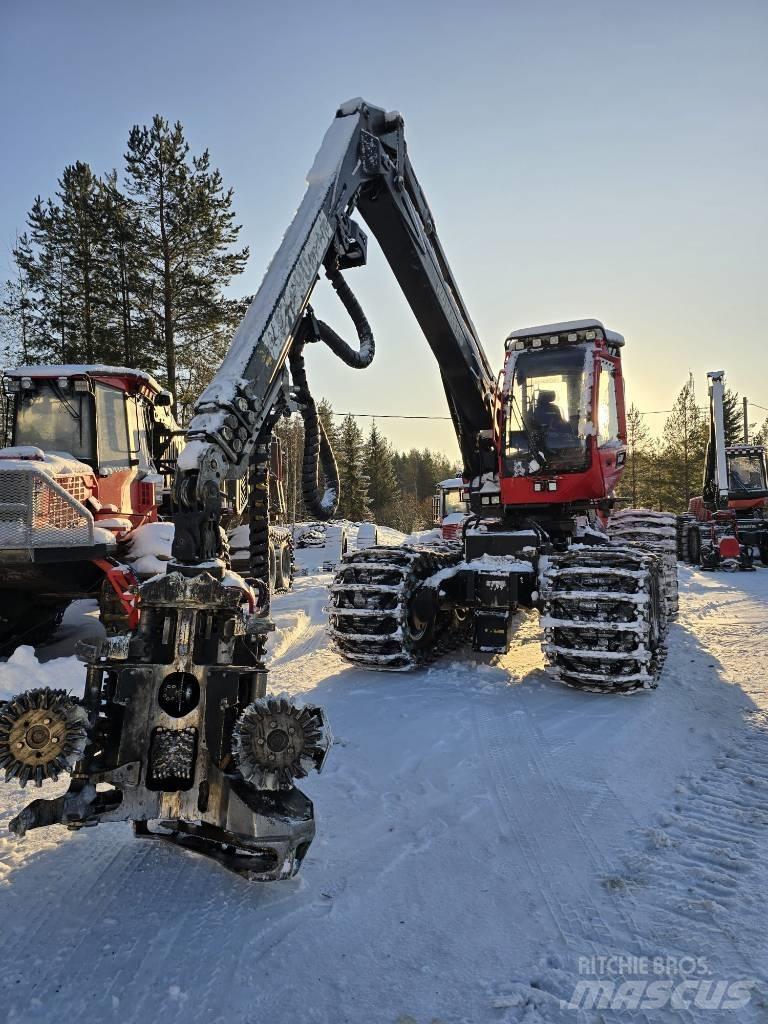 Komatsu 901 Betakarítók