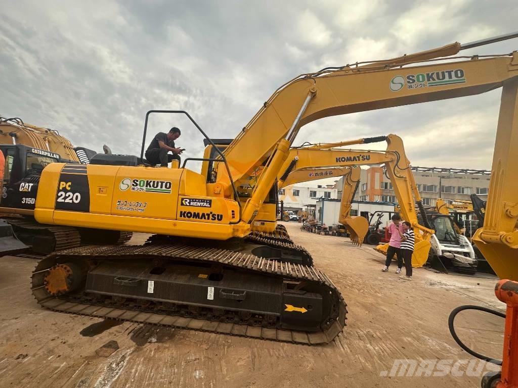 Komatsu PC 220-8 Lánctalpas kotrók