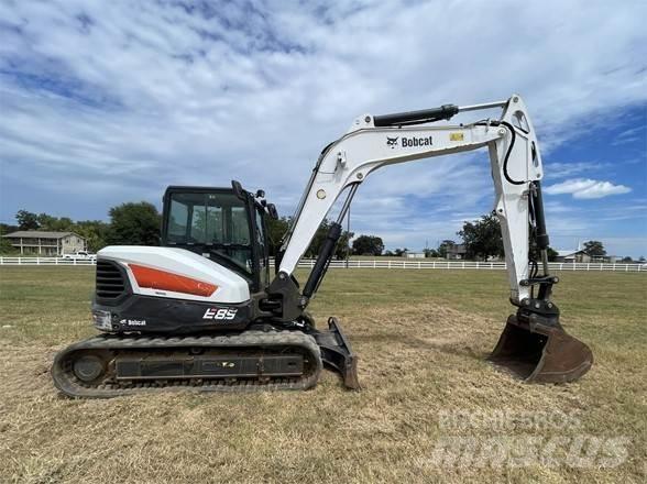 Bobcat E85 Lánctalpas kotrók
