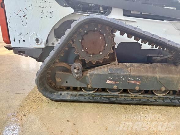 Bobcat T870 Kompaktrakodók