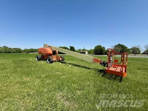 JLG 800S Teleszkópos emelők