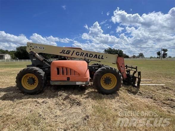JLG G6-42A Teleszkópos rakodók