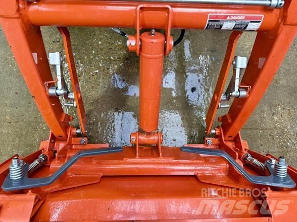 Kubota BX23 Kotrórakodók